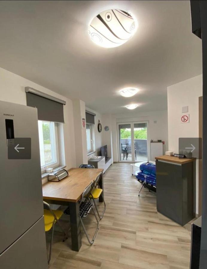 Apartmani Jedro Šilo Esterno foto