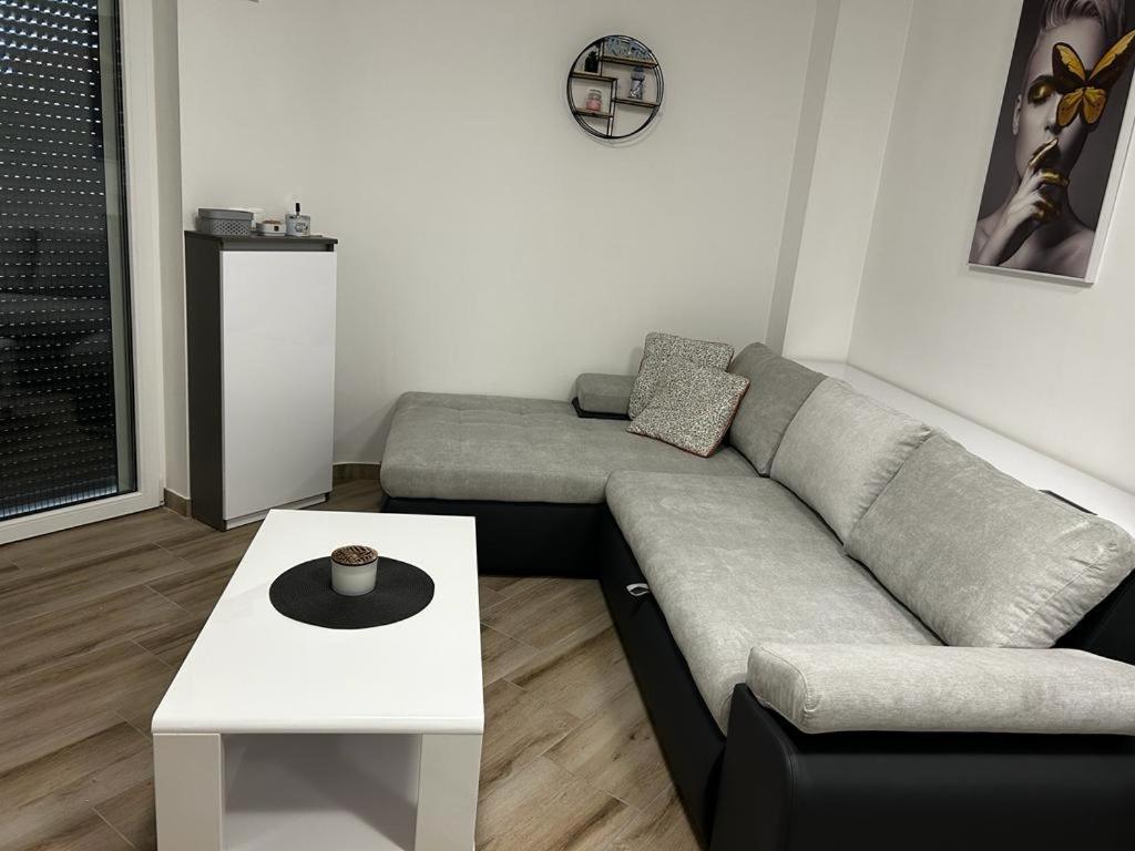 Apartmani Jedro Šilo Esterno foto